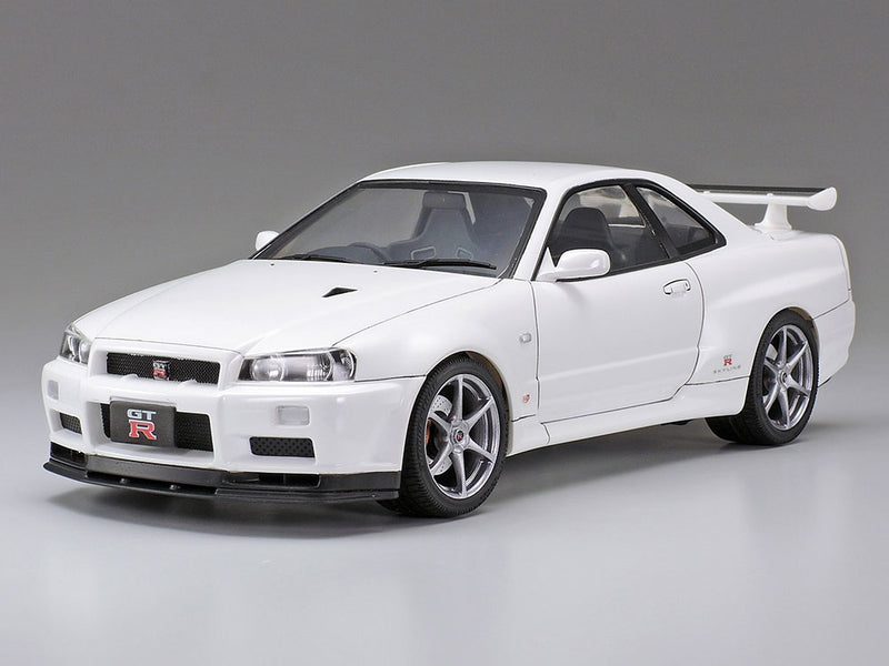 Tamiya: Nissan Skyline Gt-R 1/24