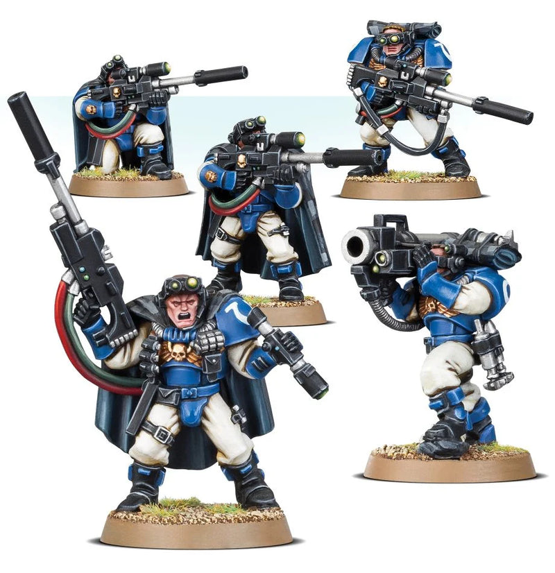 Warhammer 40K: Space Marines - Scouts with Sniper Rifles