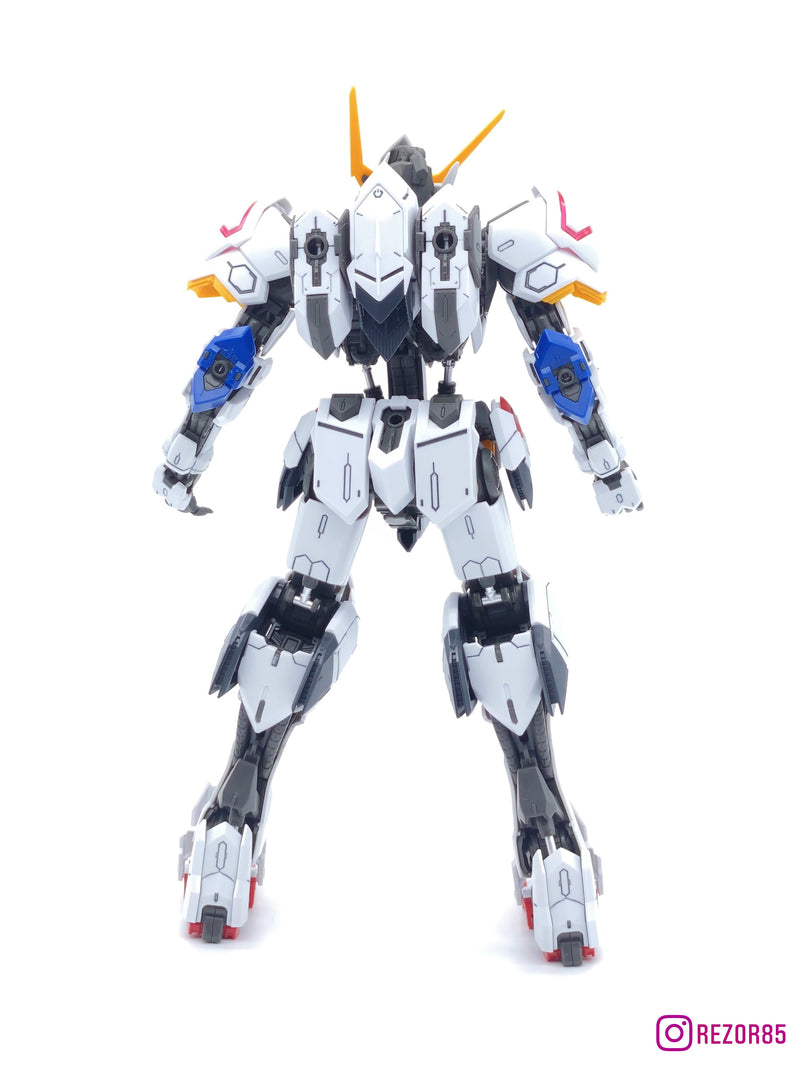  Gundam IBO Gundam Barbatos, Bandai Spirits MG 1/100